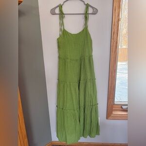 Green Sleeveless Tiered Dress